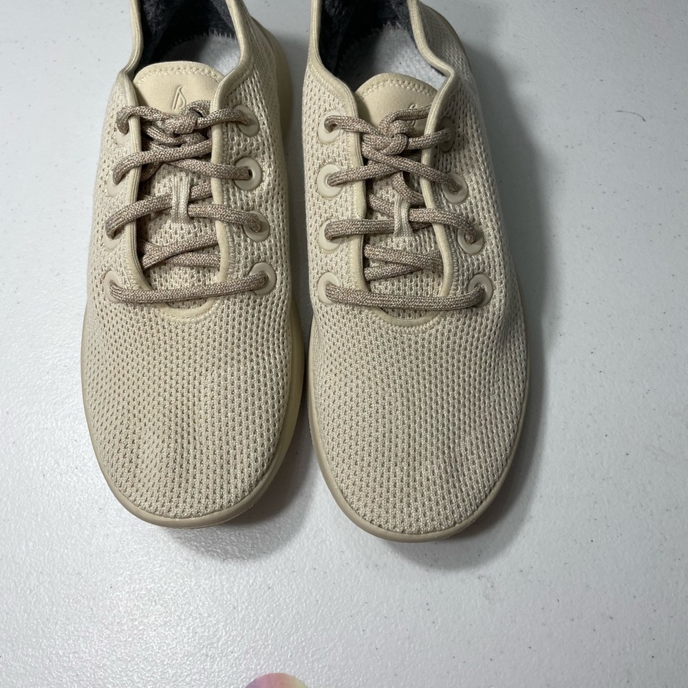 Allbirds Cream Athletic Shoes Size 9 SB-25